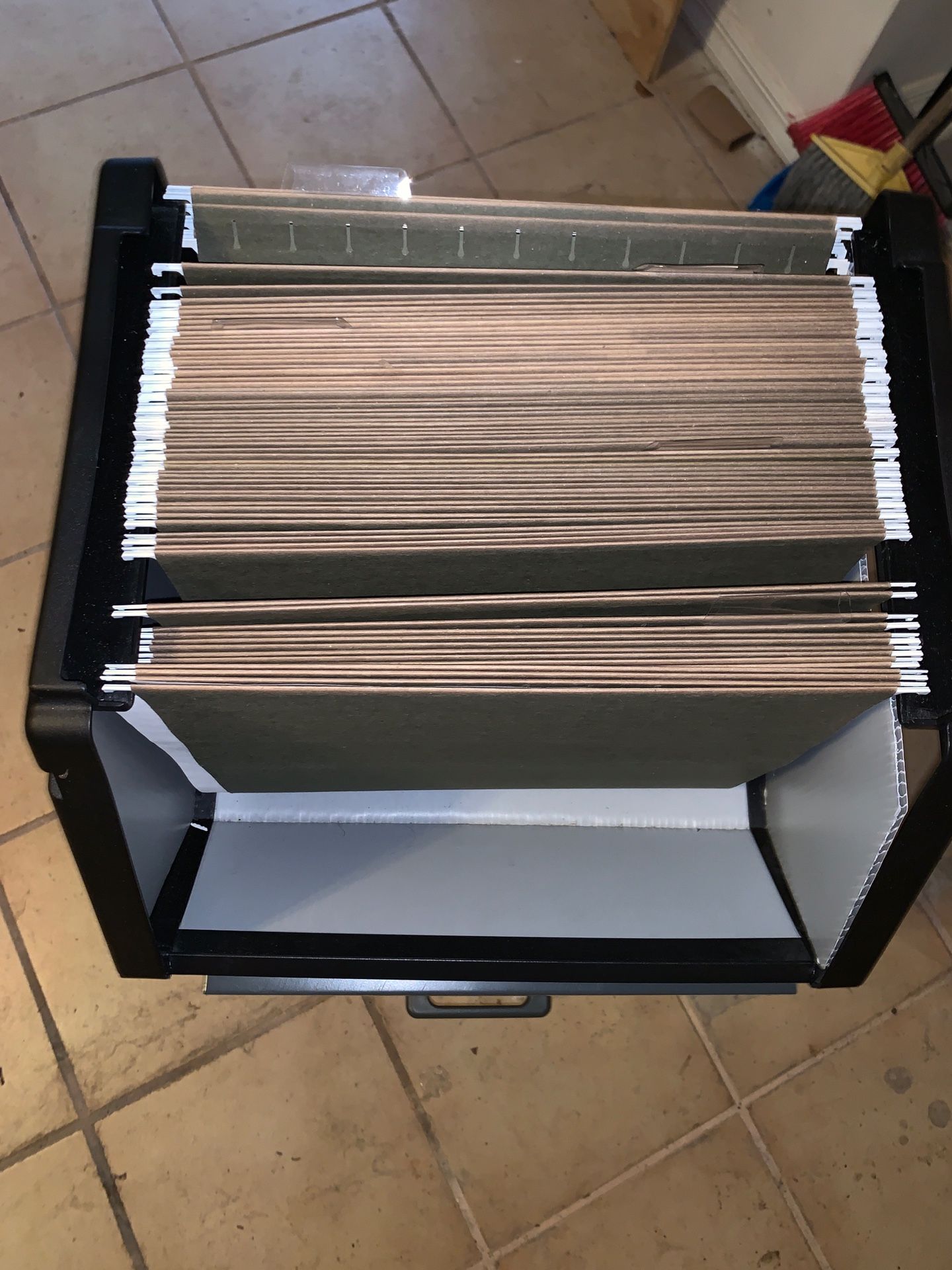 File rack!!! Steal price