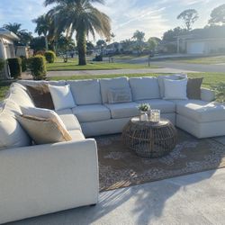 X-Large Gorgeous White Sectional 