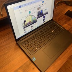 ASUS Vivobook 17”