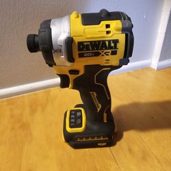 Dewalt 20v Max XR DCF860 Variable Speed 