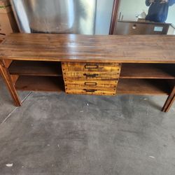 Solid wood tv stand in great condition