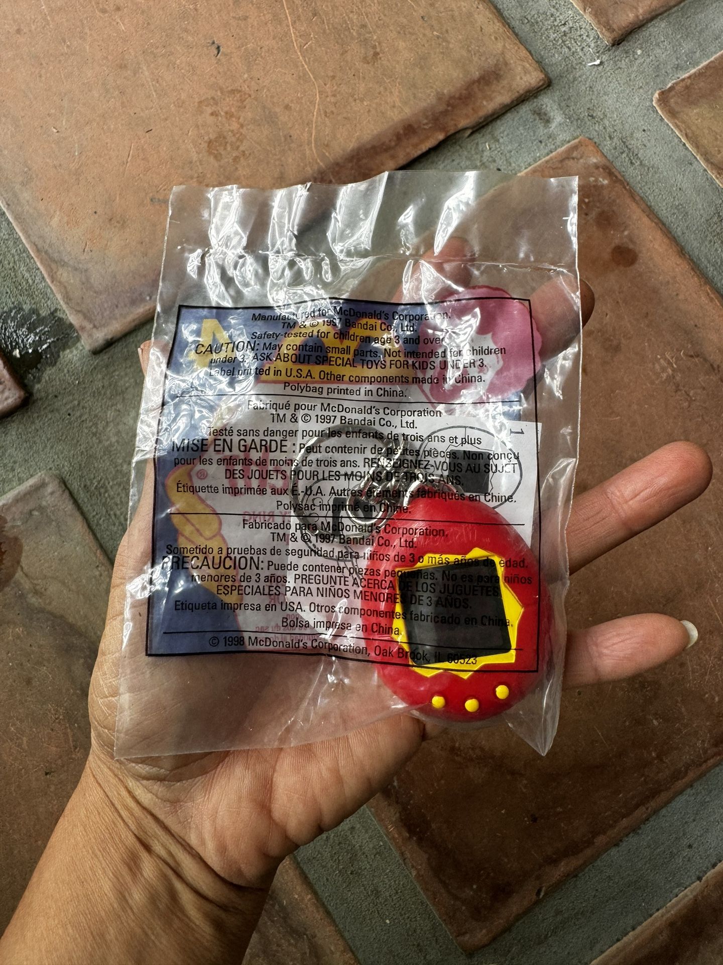 McDonald's 1998 Tamagotchi Keychain Happy Meal Toy Sealed