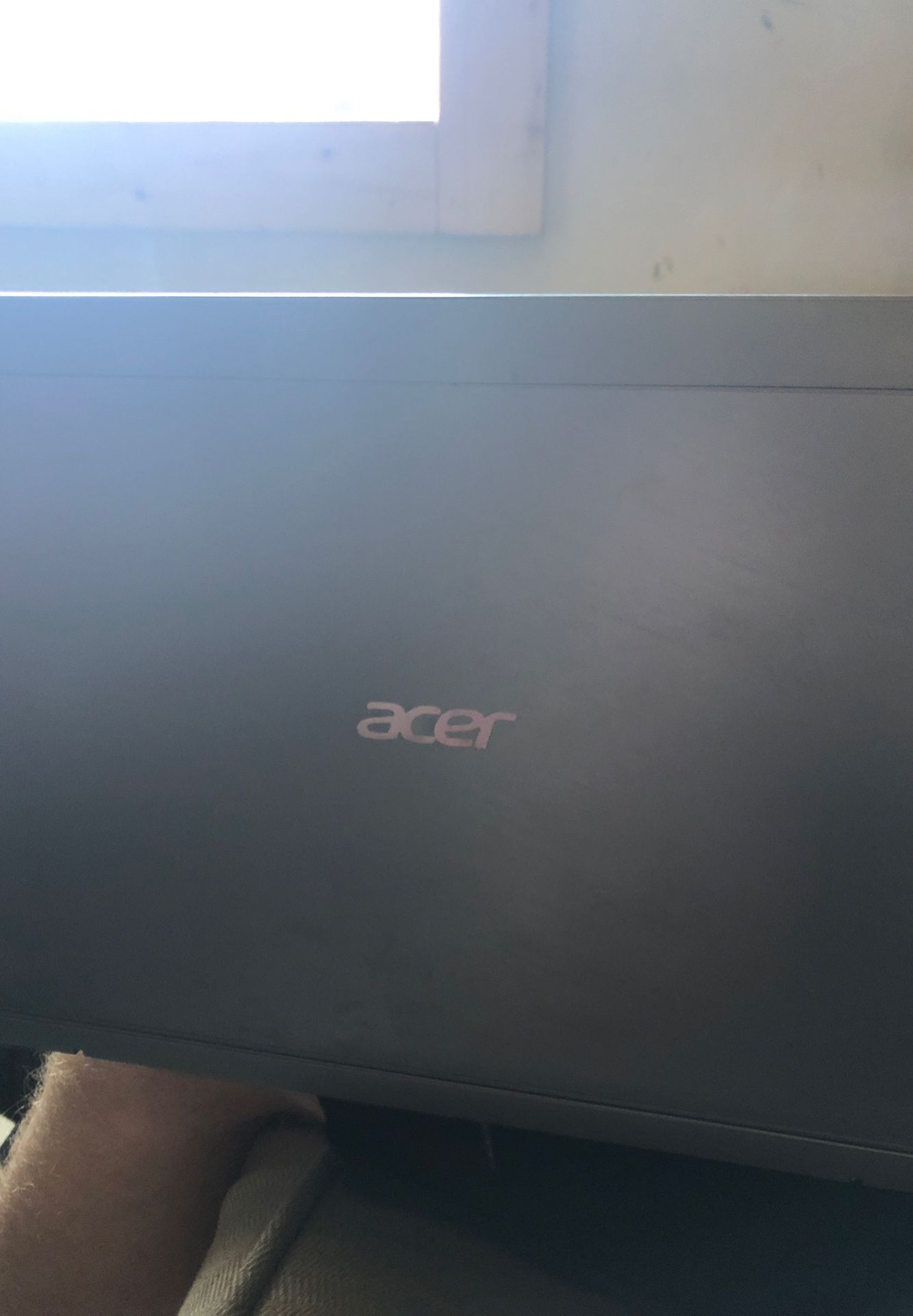 Acer switch computer with charger