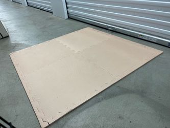 Pink foam anti fatigue jigsaw play mat