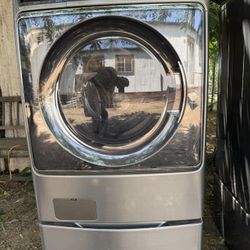 Kenmore Elite Washer With Pedestal