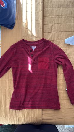 Boys size 6/7  long sleeve shirt