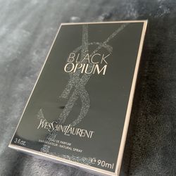 Yves Saint Laurent (YSL) Black Opium 