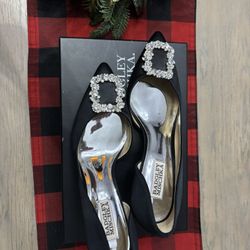 Badgley Mischka Size 8 New 