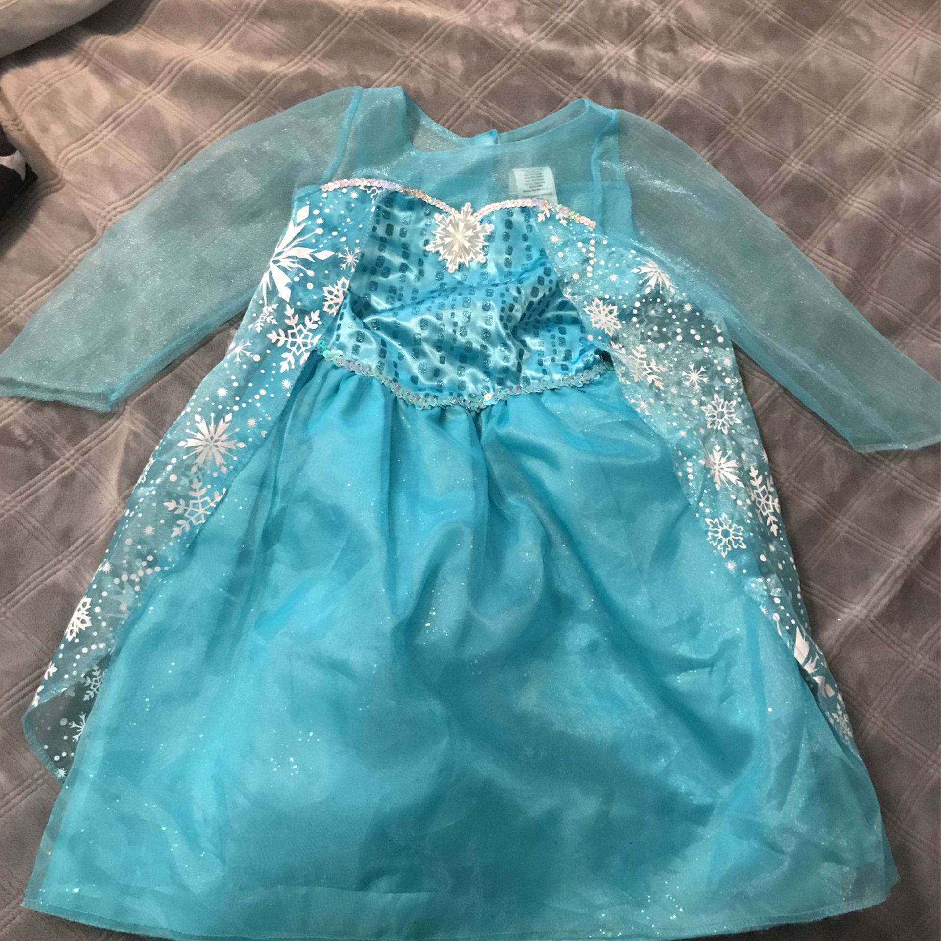 Frozen/Elsa Disney Dress 4/6