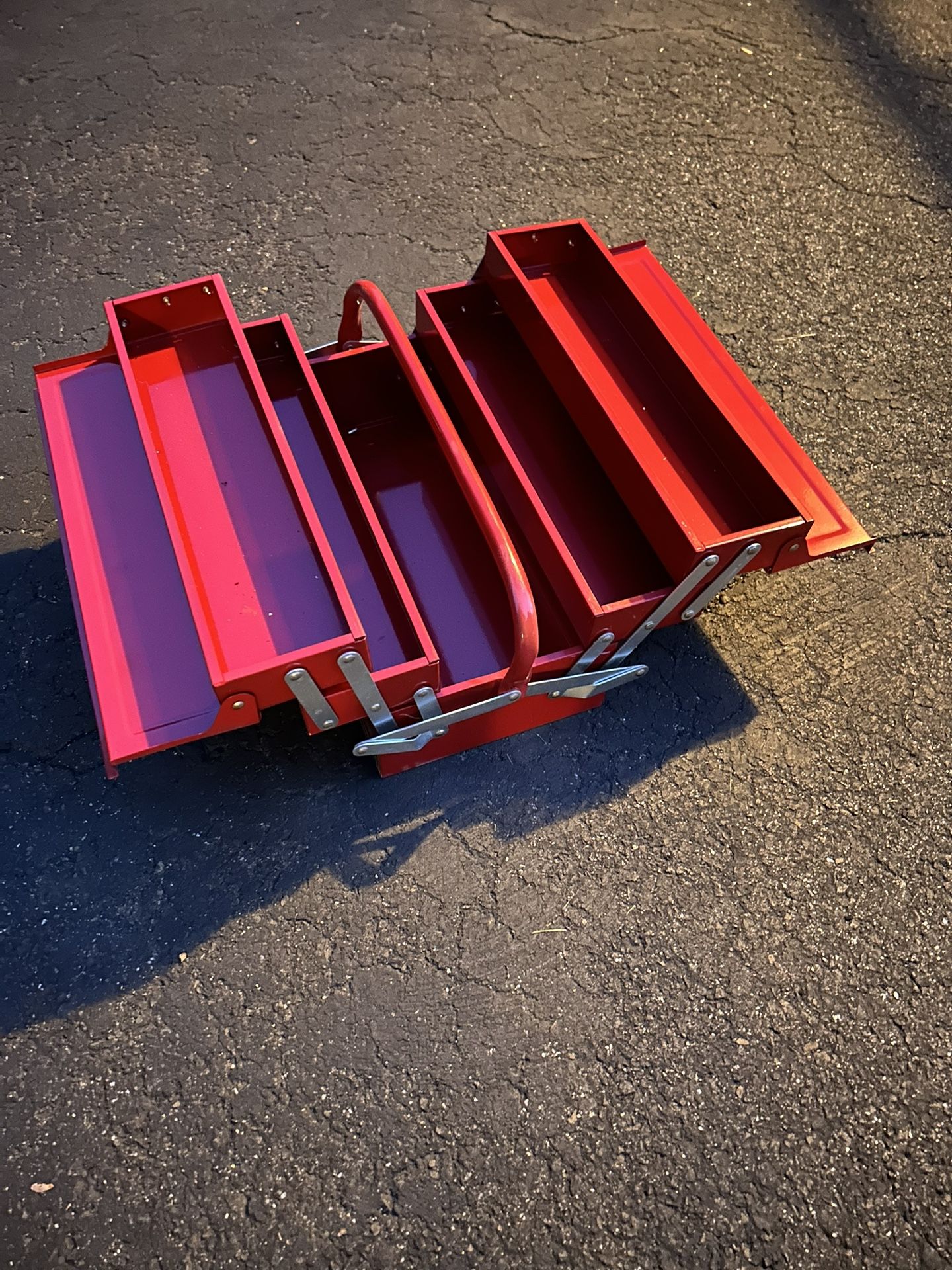 Metal Cantilever 5 Tray Tool Box