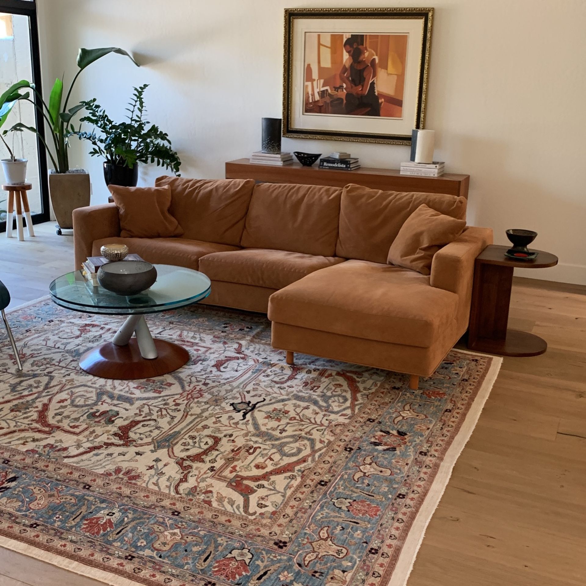 Parnian Sofa