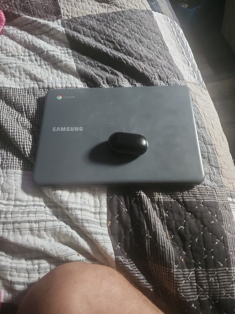 Samsung Chromebook 3 11.6 And Samsung Galaxy + EarBuds