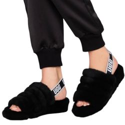 NEW UGG Women's Fluff Yeah Slide Slipper - Size 6