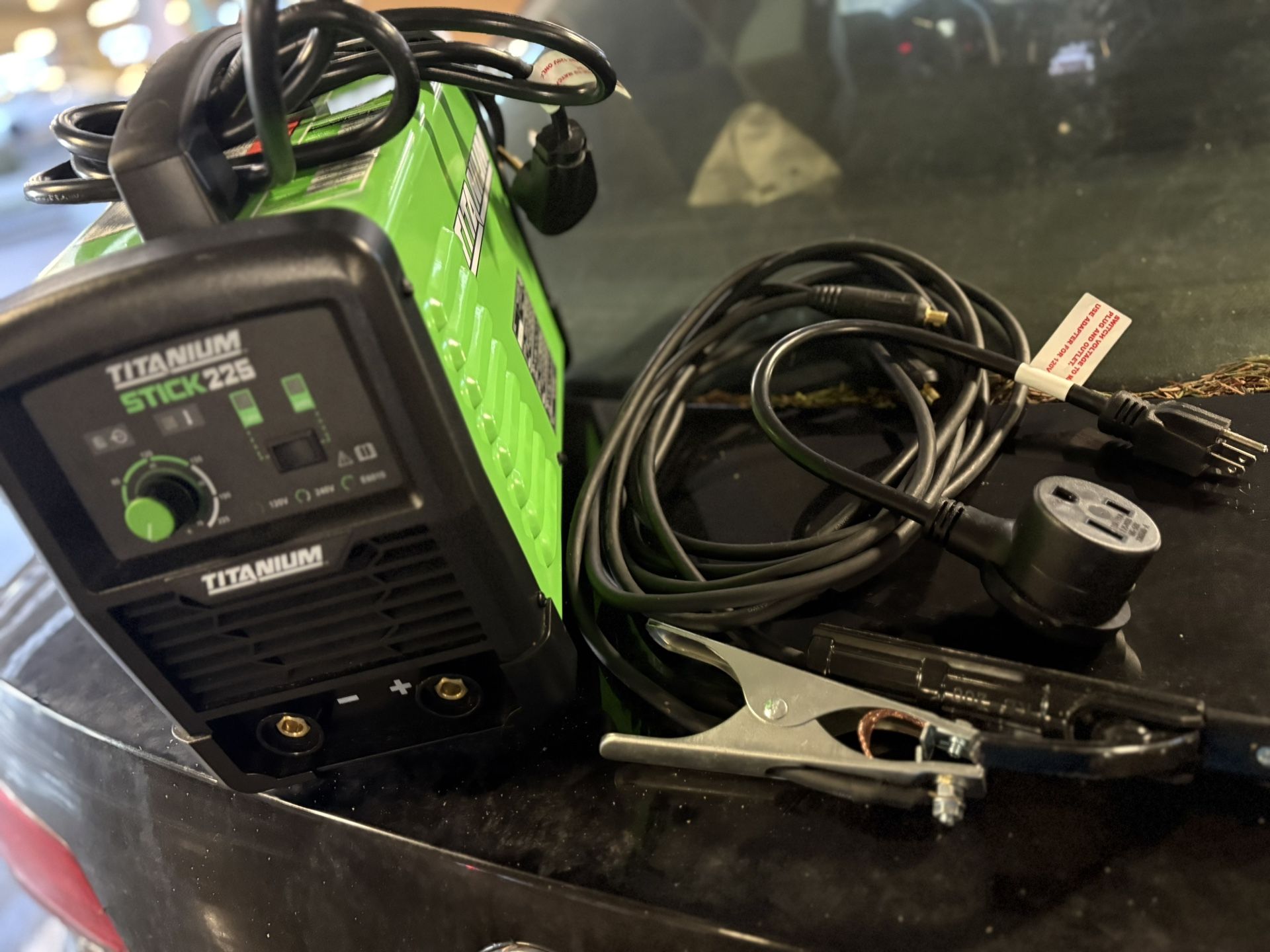 Titanium stick 225 welder brand new