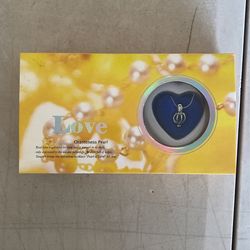 KW Love pearl Necklace