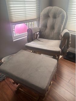 Rocker chair with footrest
