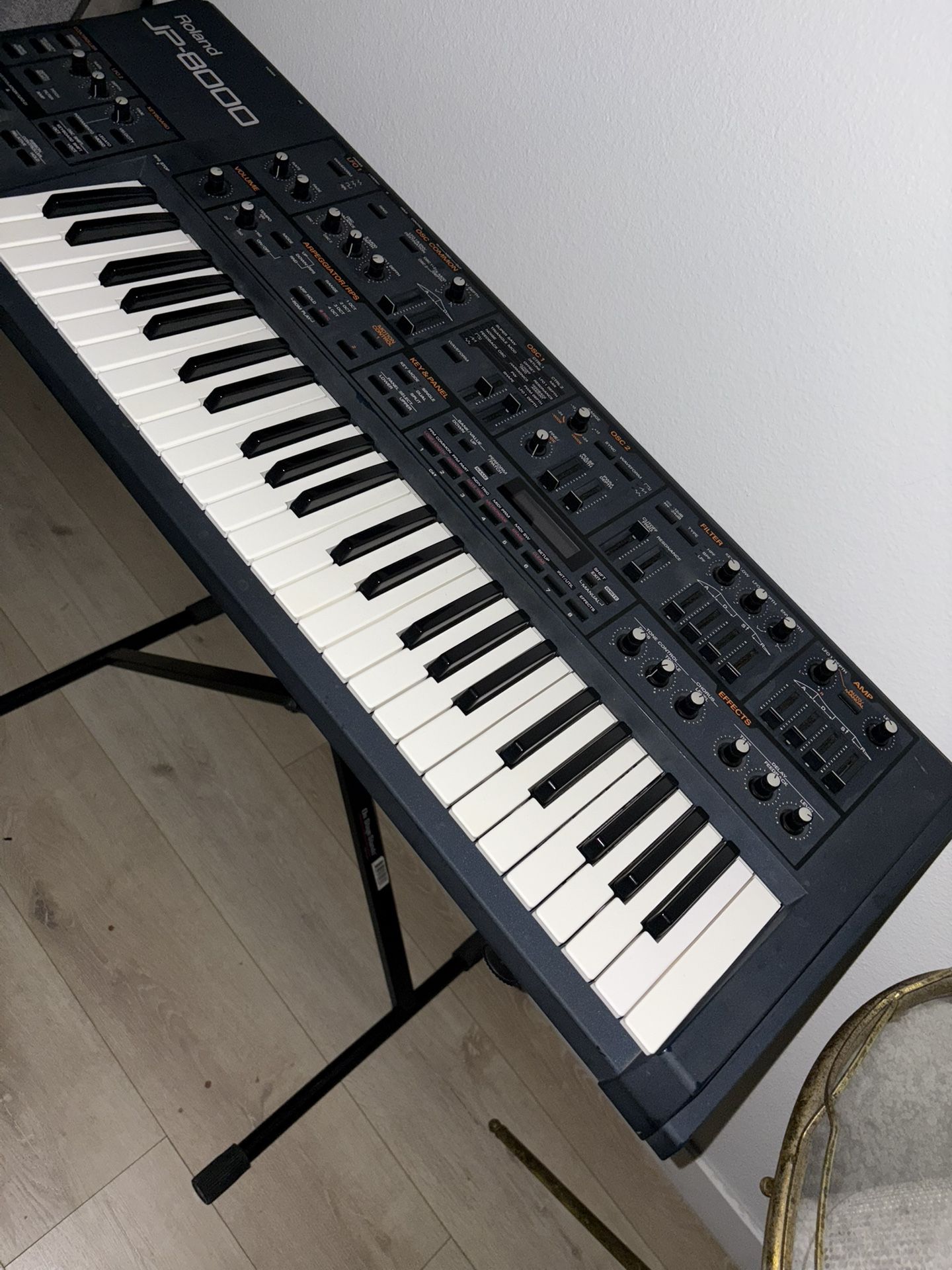 JP-8000