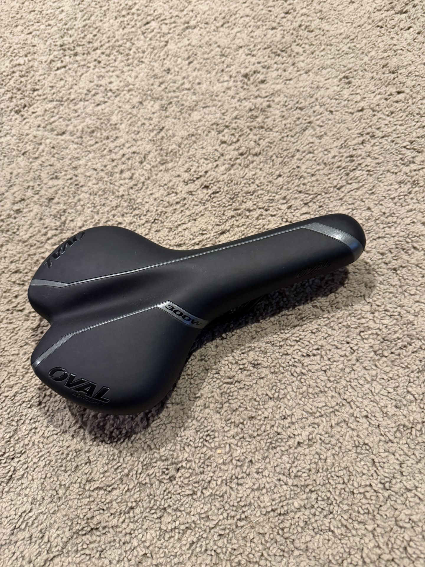 Bike Saddle - Oval Concepts 300W