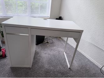 Computer Table