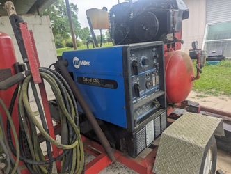 Miller Bobcat 225 Welder And 8000 What Generator