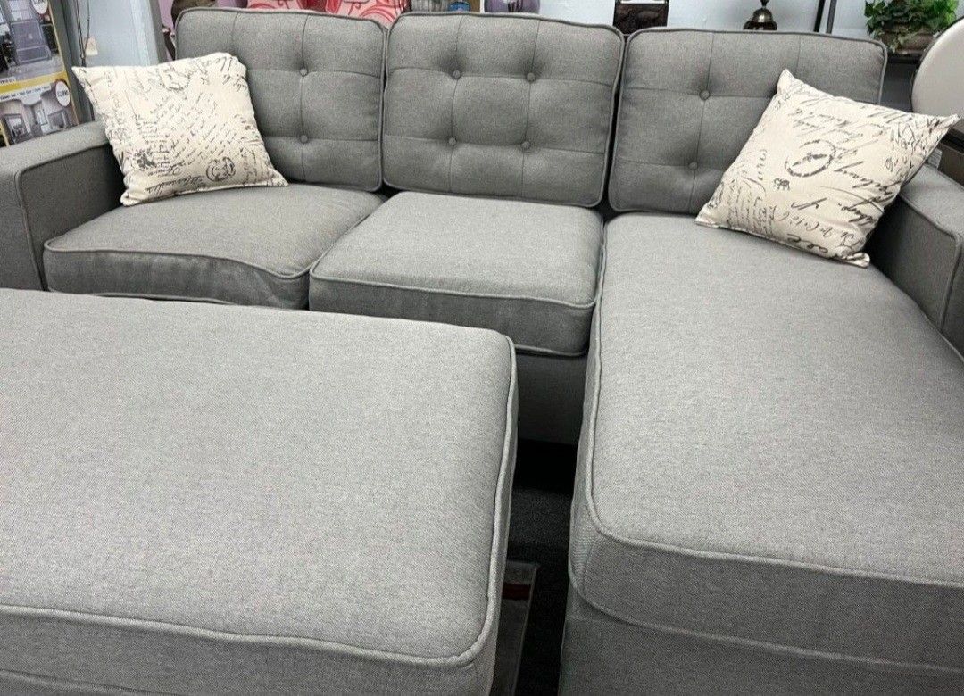 Brand New Light Grey Linen Sectional Sofa +Ottoman (New In Box)