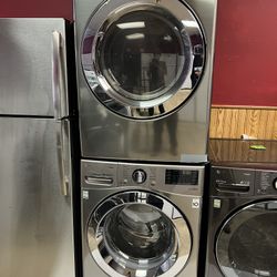 Washer Dryer LG Stackable 