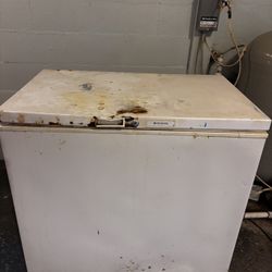 Frigidaire Chest Freezer