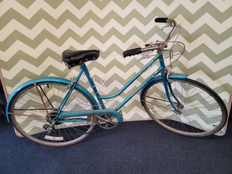 Schwinn World Tourist Bike