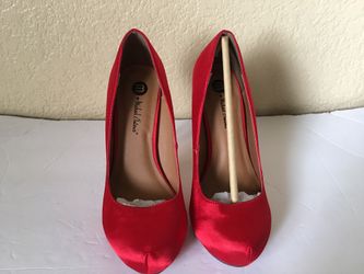 Red soft material size 6
