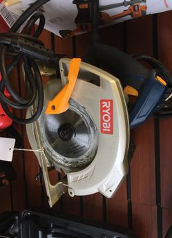Ryobi saw