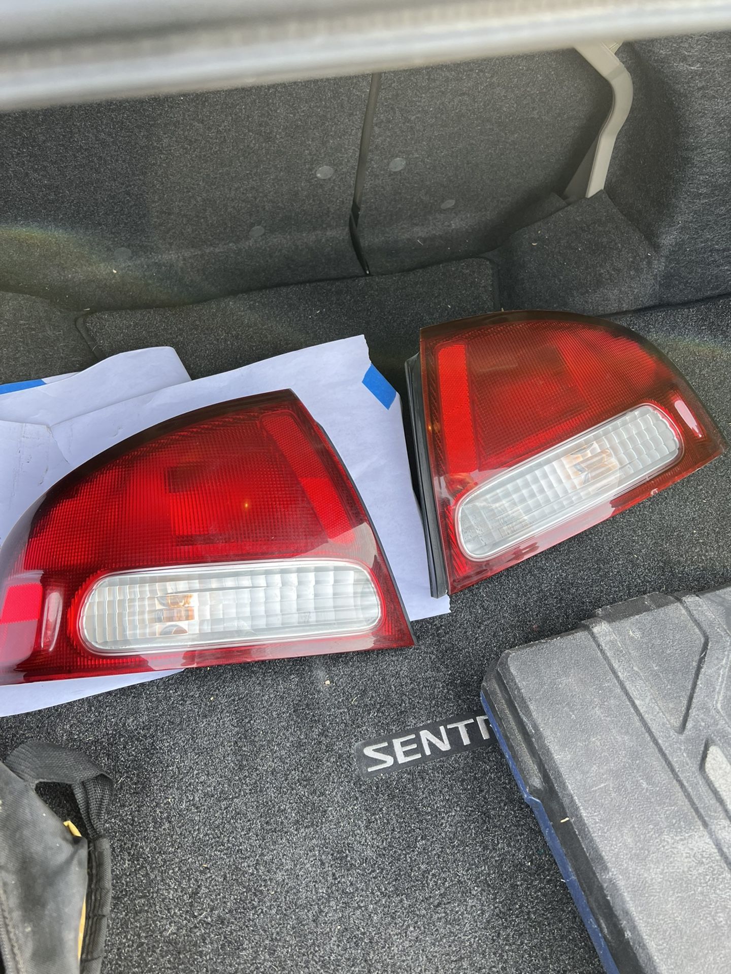 Tail Lights 2003 Nissan Sentra
