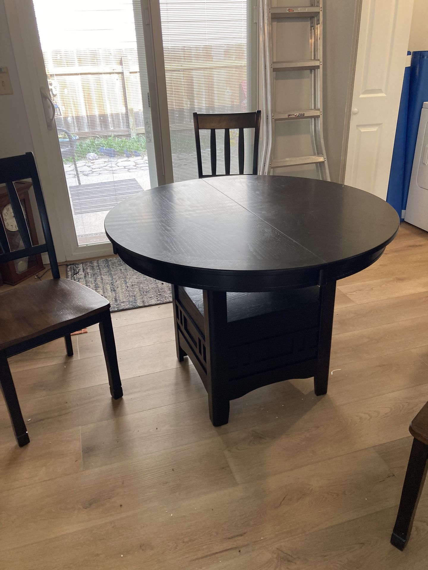 Expandable storage Dining Table