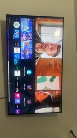 43” Samsung smart TV ￼