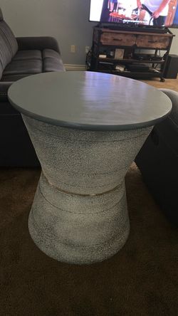 Round Accent Side Table Stone Finish