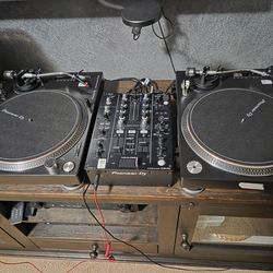 Pro DJ Equipment