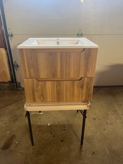 Unused Modern Bathroom Vanity with Sink – Natural Wood 24”W x 20”H - $150