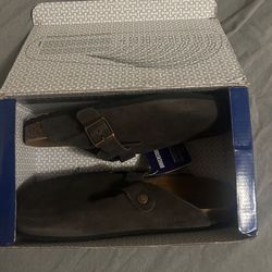 Boston Birkenstocks Clog (Read Description)