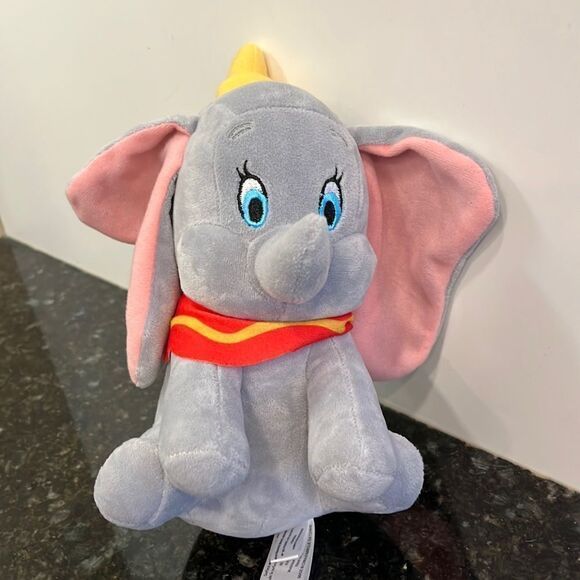 Disney Dumbo plush. Size 9” 
