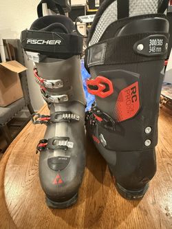 Fischer Ski Boots