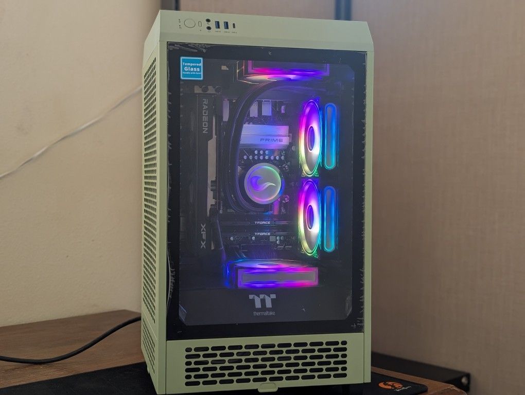 AMD Ryzen 7 7700 + AMD Radeon RX 6650 XT RGB Gaming Desktop PC Computer