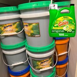 NEW DETERGENT 5 GALLONS New!!