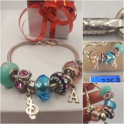 925 Streling Silver, Jade and Crystal  Charm 22.63grs, Sz7.5"inches long, Beautiful Italy vintage Bracelet. #770
