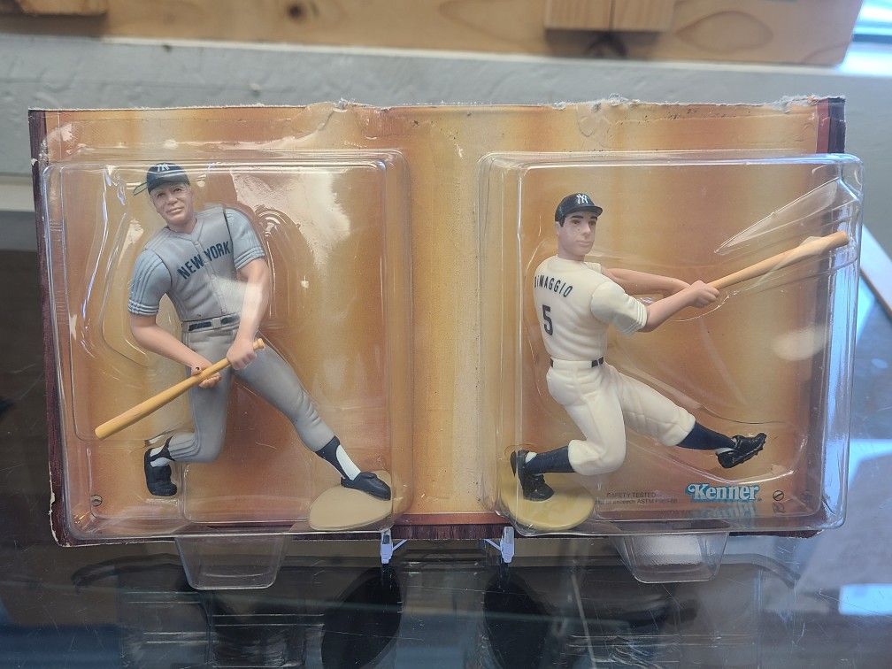 Mickey Mantle - Joe Dimaggio Figures