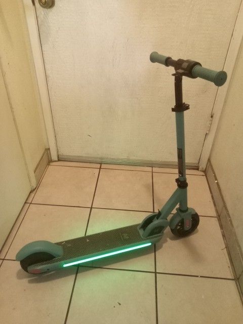 Macwheel Electric Scooter