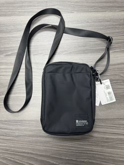 Lululemon crossbody bag
