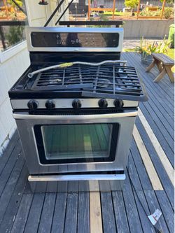 Free whirlpool gas stove