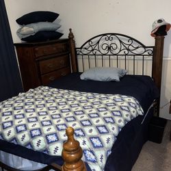 Full Bed With Mattress 