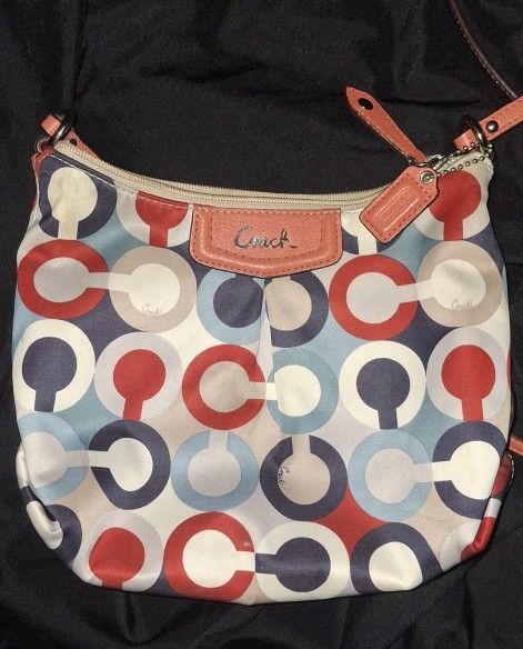New, Coach Ashley Op Art Scarf Wristlet.