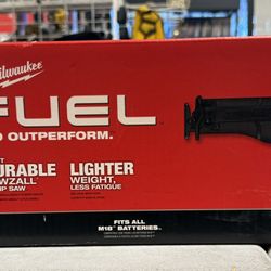 Milwaukee M18 Fuel Brushless Sawzall 
