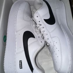 Supreme Nike Air Forces 10.5 